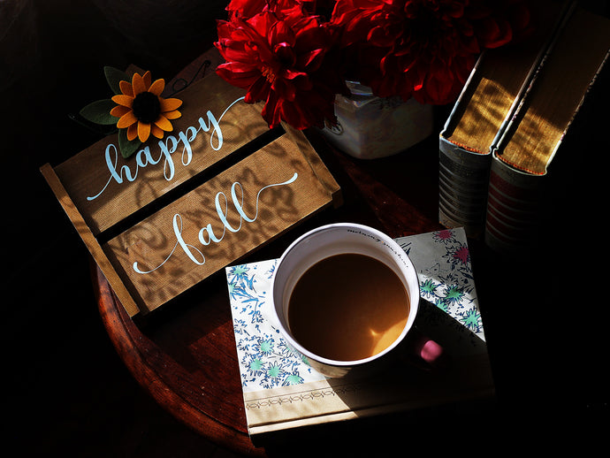 Cozy Fall Vibes: Designing a Welcoming Coffee Bar Ambience for the Autumn Season!